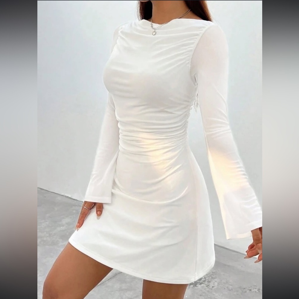 SHEIN💫 NWT Chic White Long Sleeve Dress